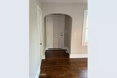 401 Nash Street, Greenville, NC 27834 - Photo 7