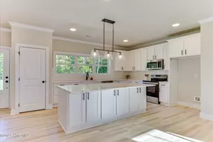 1021 S Pointe Ct, Tignall, GA 30668 - Photo 11