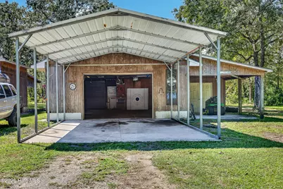 548 Carolina 306, Grantsboro, NC 28529 - Photo 33