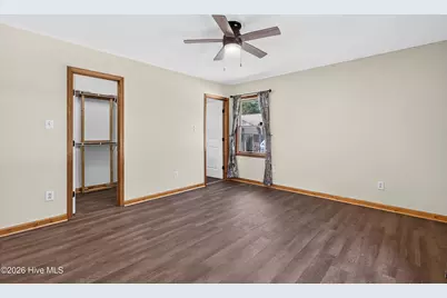 548 Carolina 306, Grantsboro, NC 28529 - Photo 17