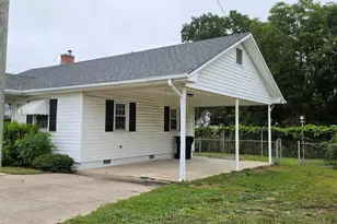 305 E Commercial Ave, Stantonsburg, NC 27883 - Photo 3