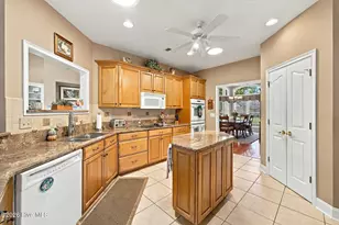 584 Dartmoor Way SW, Ocean Isle Beach, NC 28469 - Photo 17