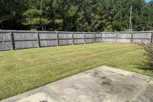 319 Hughes Ln, Jacksonville, NC 28546 - Photo 13