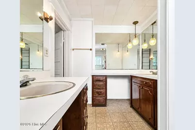 313 S Dyer Street, Elizabeth City, NC 27909 - Photo 13
