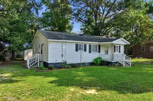 604 Calhoun St, Clinton, NC 28328 - Photo 41