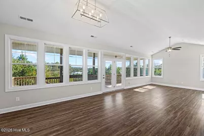 801 Jasmine Lane, Jacksonville, NC 28546 - Photo 3