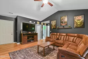 146 Ashbury Park Ln, Richlands, NC 28574 - Photo 5