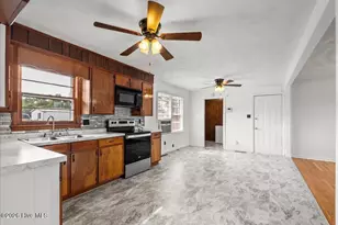 207 Thomas St, Conway, NC 27820 - Photo 15