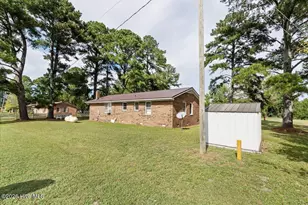 207 Thomas St, Conway, NC 27820 - Photo 7