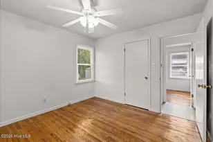 207 Thomas St, Conway, NC 27820 - Photo 21