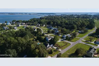46 Pickett Way, Swansboro, NC 28584 - Photo 13