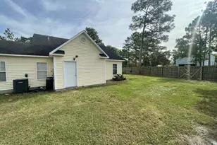 111 Crystal Rd, Southport, NC 28461 - Photo 9
