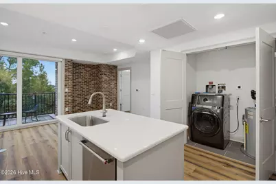 10 Grace Street #Apt 303, Wilmington, NC 28401 - Photo 9