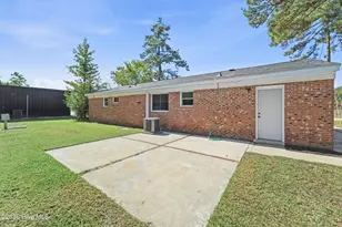 4246 Gum Branch Rd, Jacksonville, NC 28540 - Photo 9