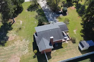 403 N Goldsboro St, Pikeville, NC 27863 - Photo 37