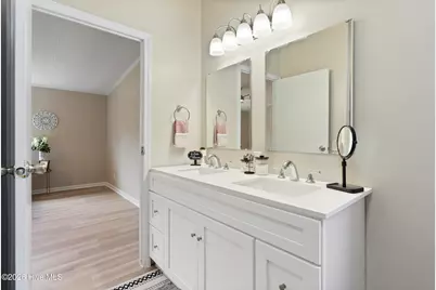350 Hinson Lane, Richlands, NC 28574 - Photo 13