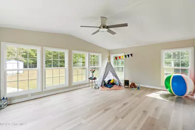 350 Hinson Lane, Richlands, NC 28574 - Photo 31