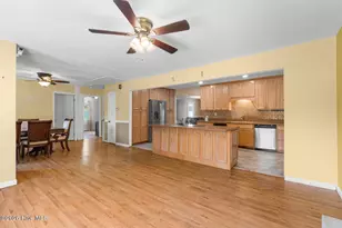 13 Dewitt St, Jacksonville, NC 28540 - Photo 3