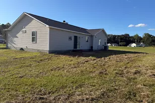 105 Starkys Creek Ct, Maysville, NC 28555 - Photo 3