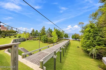609 Neuse Harbour Boulevard, New Bern, NC 28560 - Photo 23