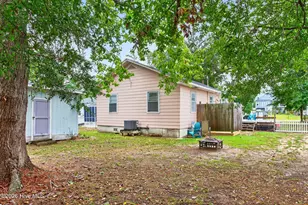 129 NW 20th St, Oak Island, NC 28465 - Photo 41