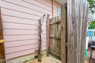 129 NW 20th St, Oak Island, NC 28465 - Photo 33