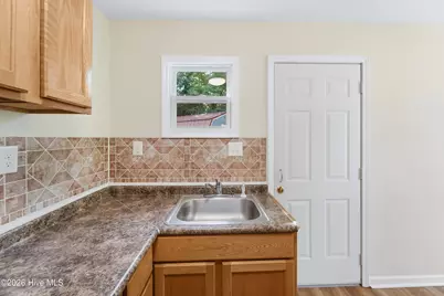 600 New River Drive, Jacksonville, NC 28540 - Photo 17