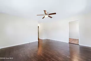600 New River Dr, Jacksonville, NC 28540 - Photo 5