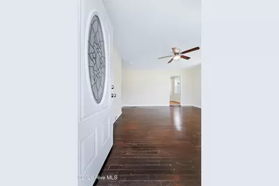 600 New River Drive, Jacksonville, NC 28540 - Photo 3