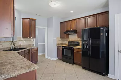 300 Walkens Woods Lane, Jacksonville, NC 28546 - Photo 9