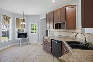 300 Walkens Woods Ln, Jacksonville, NC 28546 - Photo 13