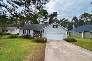1811 Caracara Dr, New Bern, NC 28560 - Photo 1