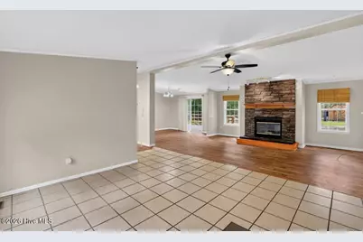 4105 Maggie Lane, New Bern, NC 28560 - Photo 7