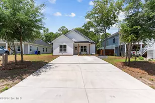 155 NE 13th St, Oak Island, NC 28465 - Photo 57