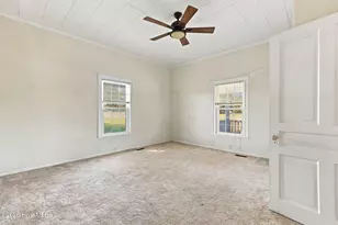 727 Share Cake Rd, Clinton, NC 28328 - Photo 13