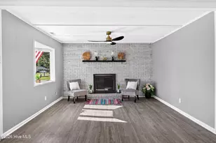 402 Dale Dr, Jacksonville, NC 28540 - Photo 3