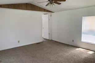 2181 Blue Creek Rd, Jacksonville, NC 28540 - Photo 3