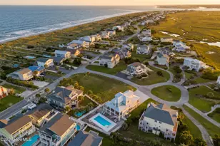 108 Strawflower Dr, Holden Beach, NC 28462 - Photo 3