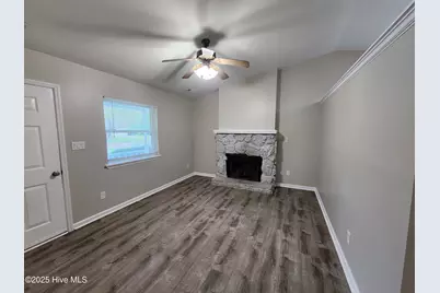 103 Hampton Court, Jacksonville, NC 28546 - Photo 3