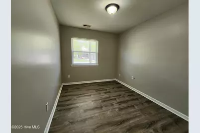 103 Hampton Court, Jacksonville, NC 28546 - Photo 9