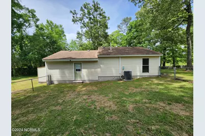 308 Majestic Lane, Jacksonville, NC 28546 - Photo 23