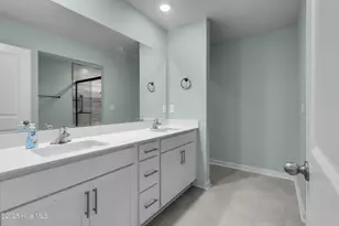1011 Yellowwood Aly, New Bern, NC 28562 - Photo 25