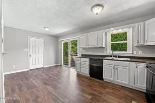 107 Poplar Rd, Havelock, NC 28532 - Photo 11