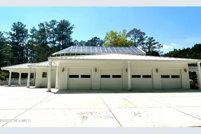 921 Gilchrist Street, Laurinburg, NC 28352 - Photo 7