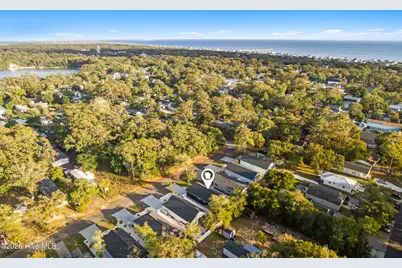 219 NE 75th Street, Oak Island, NC 28465 - Photo 7