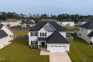 207 Coscoroba Ct, Swansboro, NC 28584 - Photo 1
