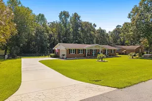 361 Country Club Rd, Whiteville, NC 28472 - Photo 1