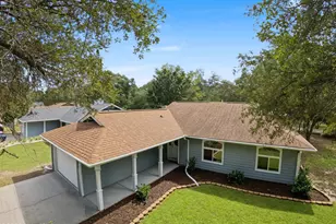 690 Fairway Dr E, Sunset Beach, NC 28468 - Photo 5