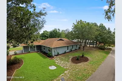690 Fairway Drive E, Sunset Beach, NC 28468 - Photo 7