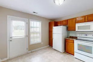 150 Cornerstone Pl, Jacksonville, NC 28546 - Photo 7